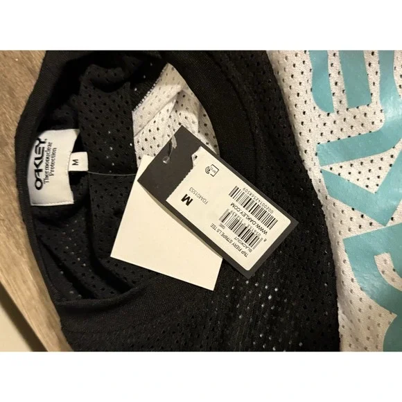 Oakley Shirt Men Black Thermonuclear Protection Long Sleeve Mesh Jersey M - Picture 6 of 6